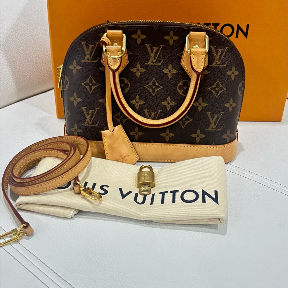 ❌SOLD❌ Louis Vuitton Alma BB
